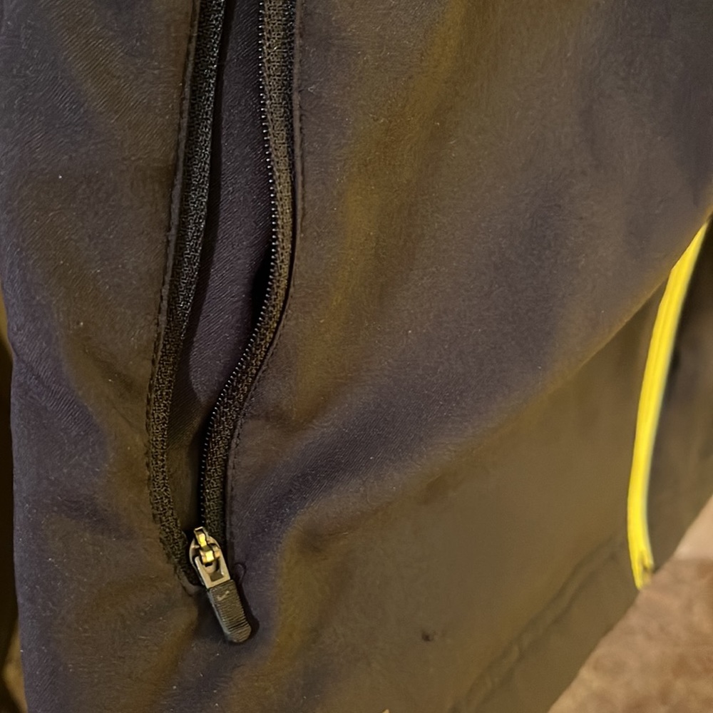 Nike Dri Fit jacket - Picture 6 of 8